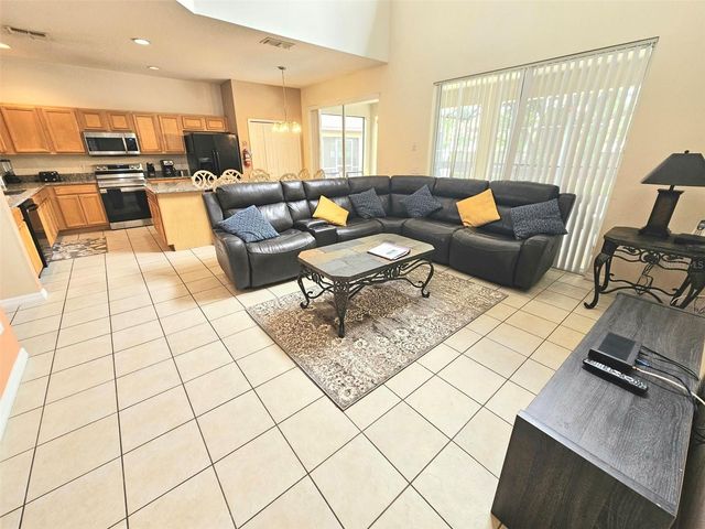 207 HIDEAWAY BEACH LANE, Kissimmee, FL 34746