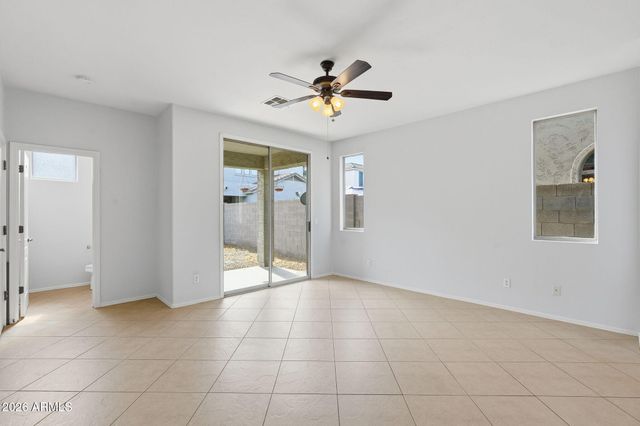 3651 E SUNDANCE Avenue, Gilbert, AZ 85297