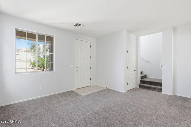 3651 E SUNDANCE Avenue, Gilbert, AZ 85297