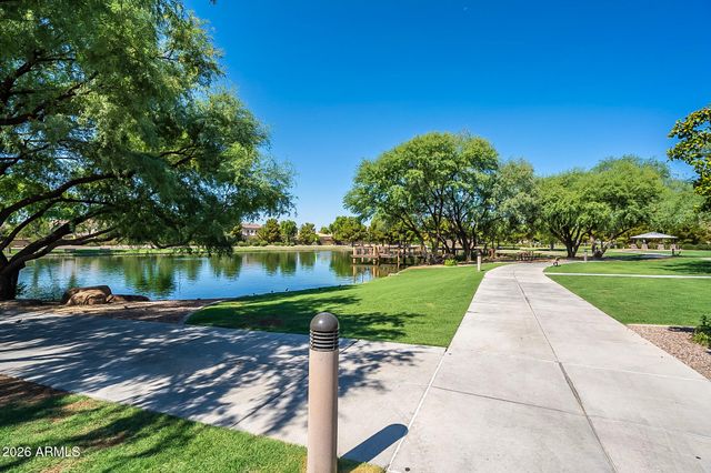 3651 E SUNDANCE Avenue, Gilbert, AZ 85297