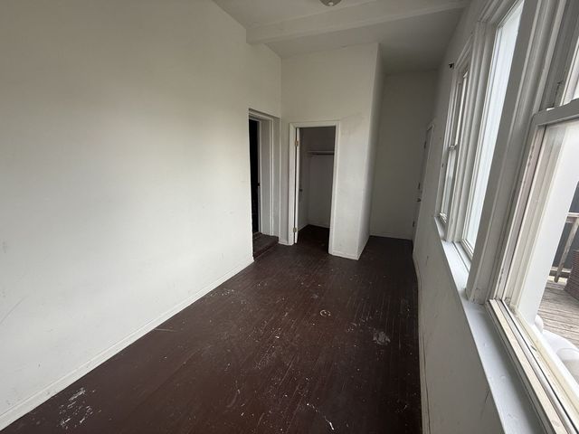 3266 S Bell Avenue 1, Chicago, IL 60608
