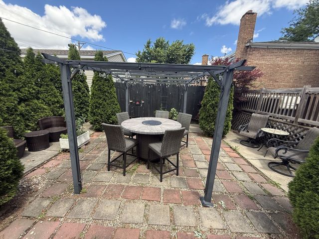 3266 S Bell Avenue 1, Chicago, IL 60608