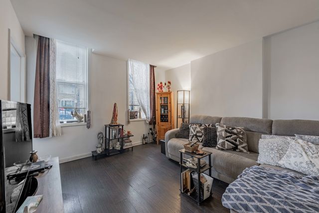 3266 S Bell Avenue 1, Chicago, IL 60608