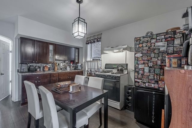 3266 S Bell Avenue 1, Chicago, IL 60608