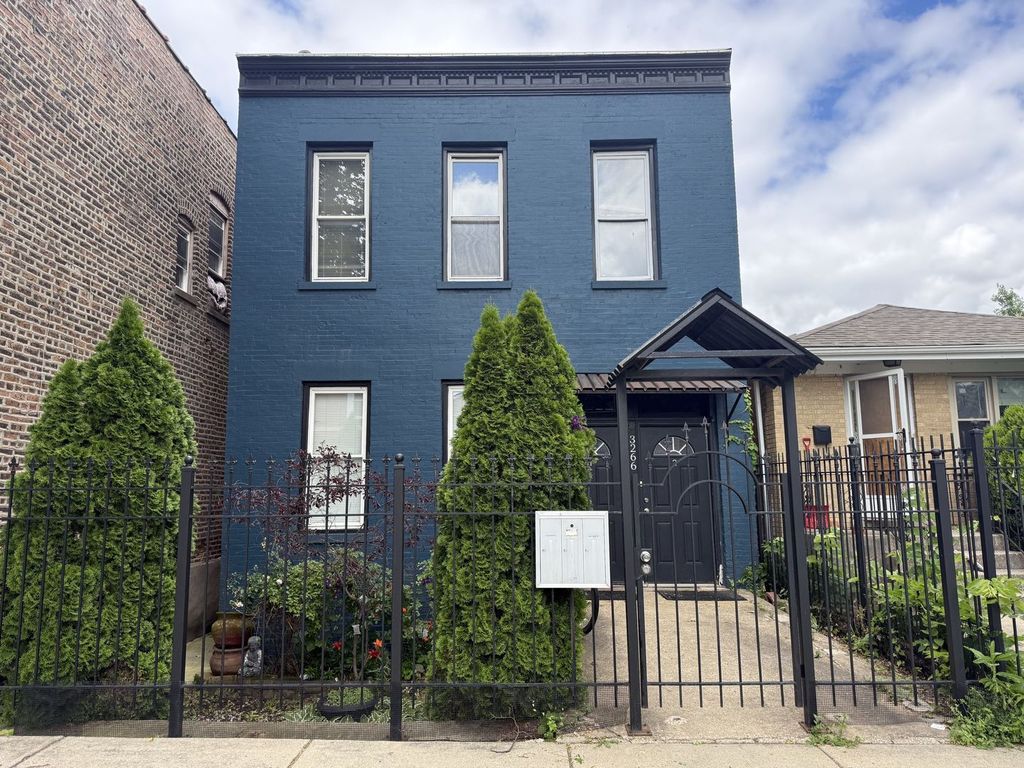 3266 S Bell Avenue 1, Chicago, IL 60608