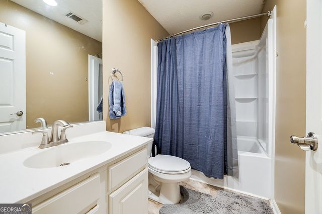 40 Weslyn Park Drive, Savannah, GA 31419