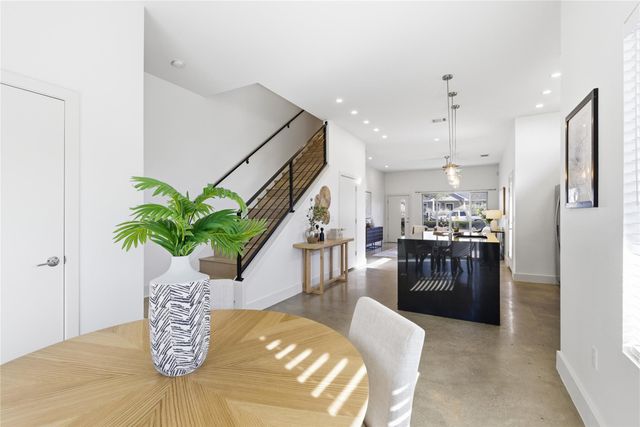 701 Zennia ST B, Austin, TX 78751