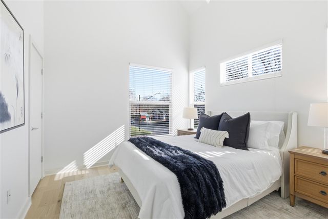 701 Zennia ST B, Austin, TX 78751