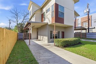 701 Zennia ST B, Austin, TX 78751