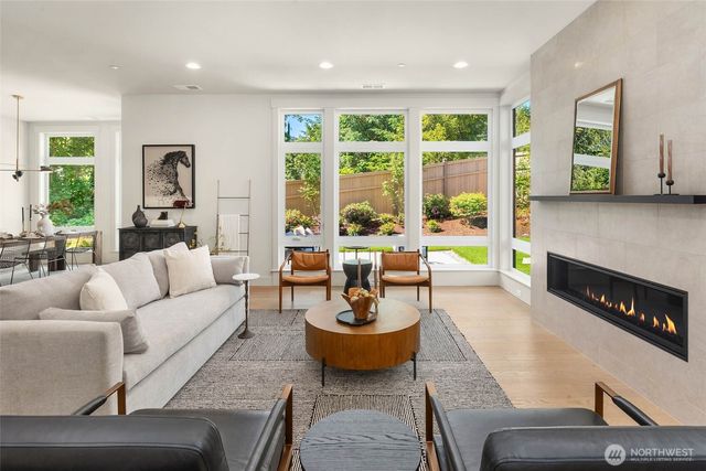 21017 SE 80th Street, Issaquah, WA 98027