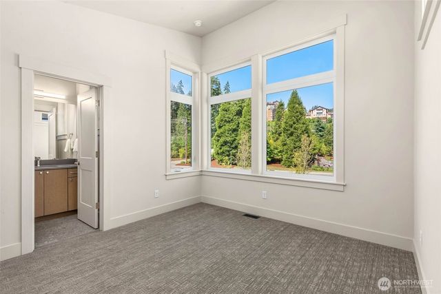 21017 SE 80th Street, Issaquah, WA 98027