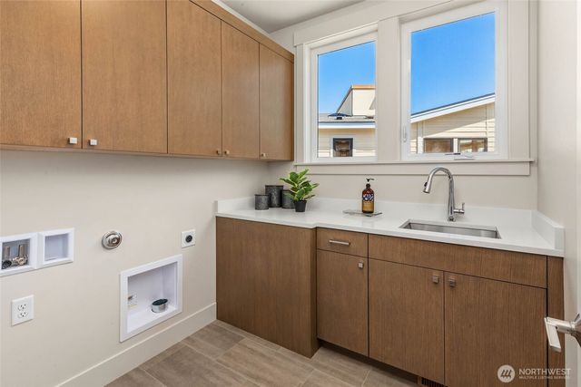 21017 SE 80th Street, Issaquah, WA 98027