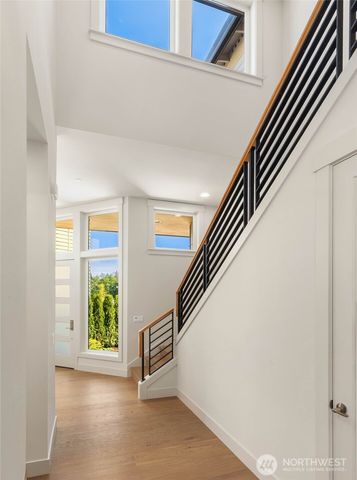 21017 SE 80th Street, Issaquah, WA 98027