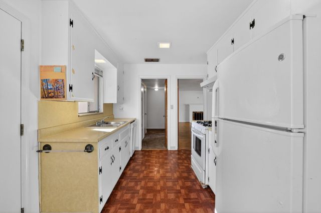 5301 Ethel Way, Sacramento, CA 95820