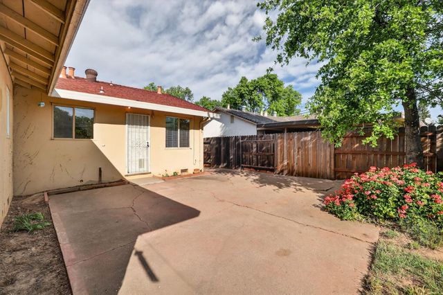 5301 Ethel Way, Sacramento, CA 95820