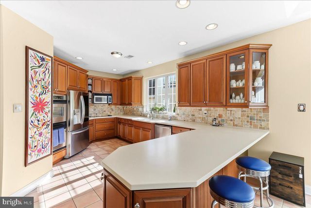 403 WINTERBERRY DR, Kennett Square, PA 19348