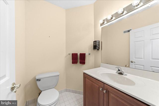 403 WINTERBERRY DR, Kennett Square, PA 19348