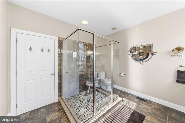 403 WINTERBERRY DR, Kennett Square, PA 19348