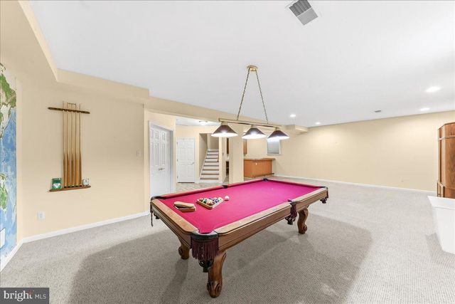 403 WINTERBERRY DR, Kennett Square, PA 19348