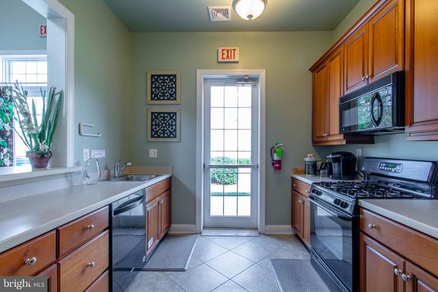 403 WINTERBERRY DR, Kennett Square, PA 19348