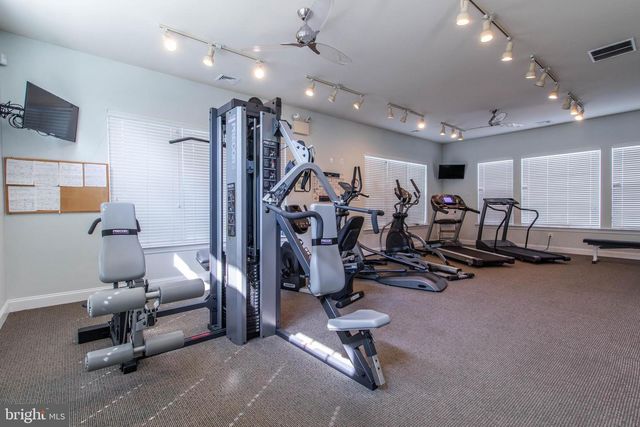 403 WINTERBERRY DR, Kennett Square, PA 19348