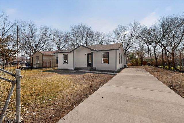 8650 Comer Drive, Dallas, TX 75217