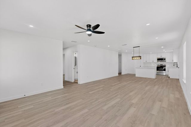 8650 Comer Drive, Dallas, TX 75217