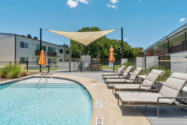 2200 Dickson DR 218, Austin, TX 78704