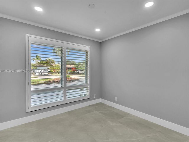 2144 NE 64th St, Fort Lauderdale, FL 33308