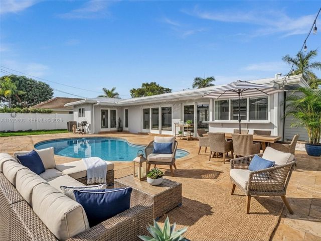 2144 NE 64th St, Fort Lauderdale, FL 33308