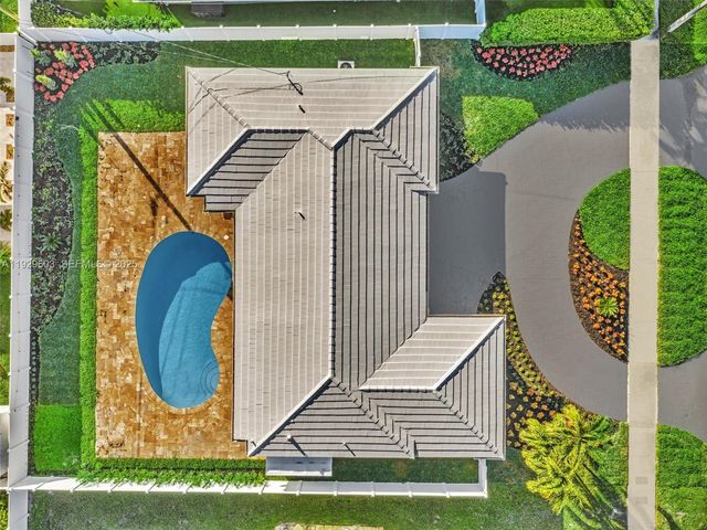 2144 NE 64th St, Fort Lauderdale, FL 33308