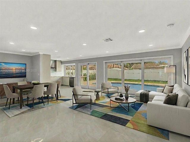 2144 NE 64th St, Fort Lauderdale, FL 33308