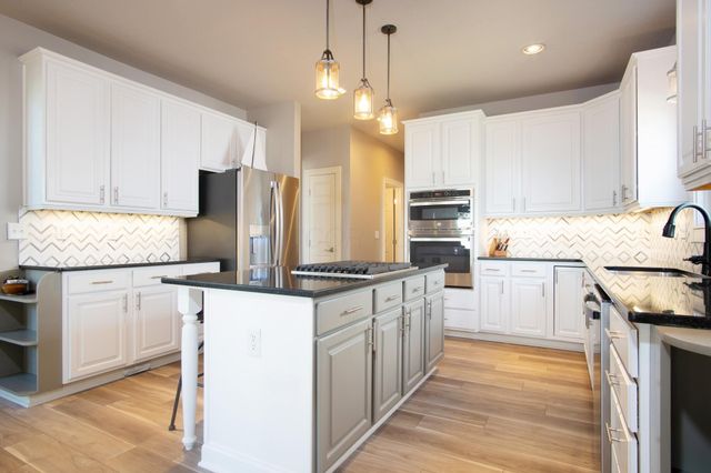 6268 Bellow Valley Drive, Dublin, OH 43016