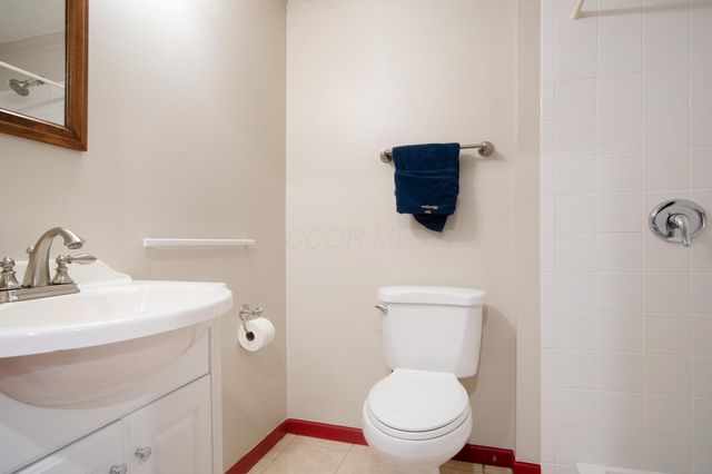 6268 Bellow Valley Drive, Dublin, OH 43016