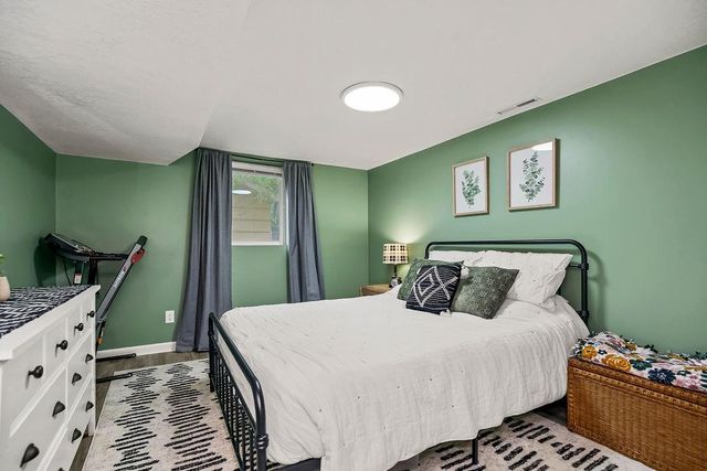 8111 Elizabeth Avenue, Kansas City, KS 66112