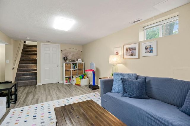 8111 Elizabeth Avenue, Kansas City, KS 66112