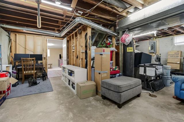 8111 Elizabeth Avenue, Kansas City, KS 66112