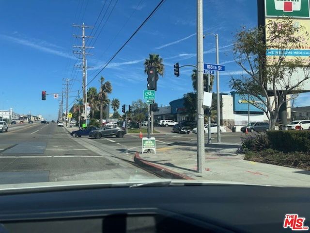 10815 S Western Avenue, Los Angeles, CA 90047