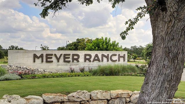 1888 Front Porch Avenue, New Braunfels, TX 78132