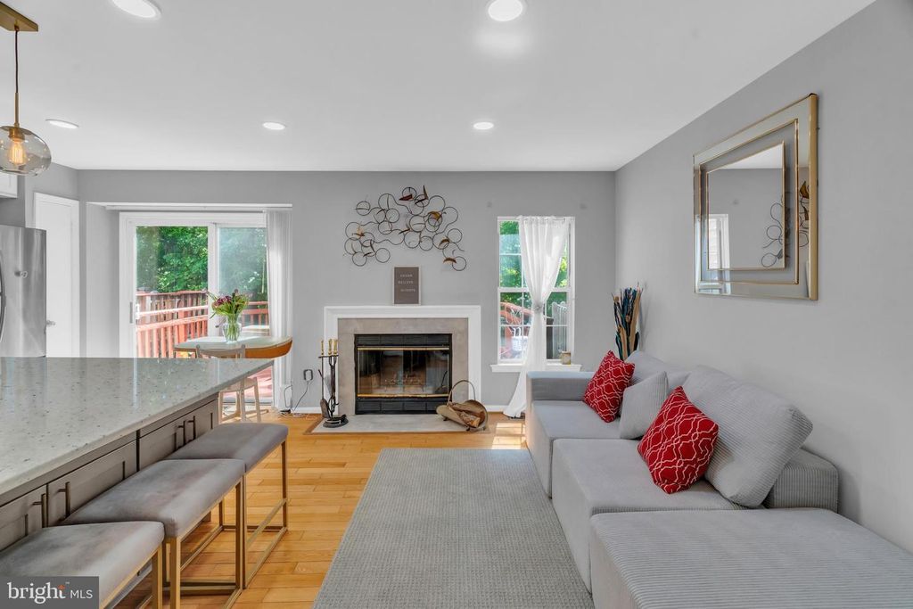 Image 18 of property listing at 1530 INGRAM TER, Silver Spring, MD 20906