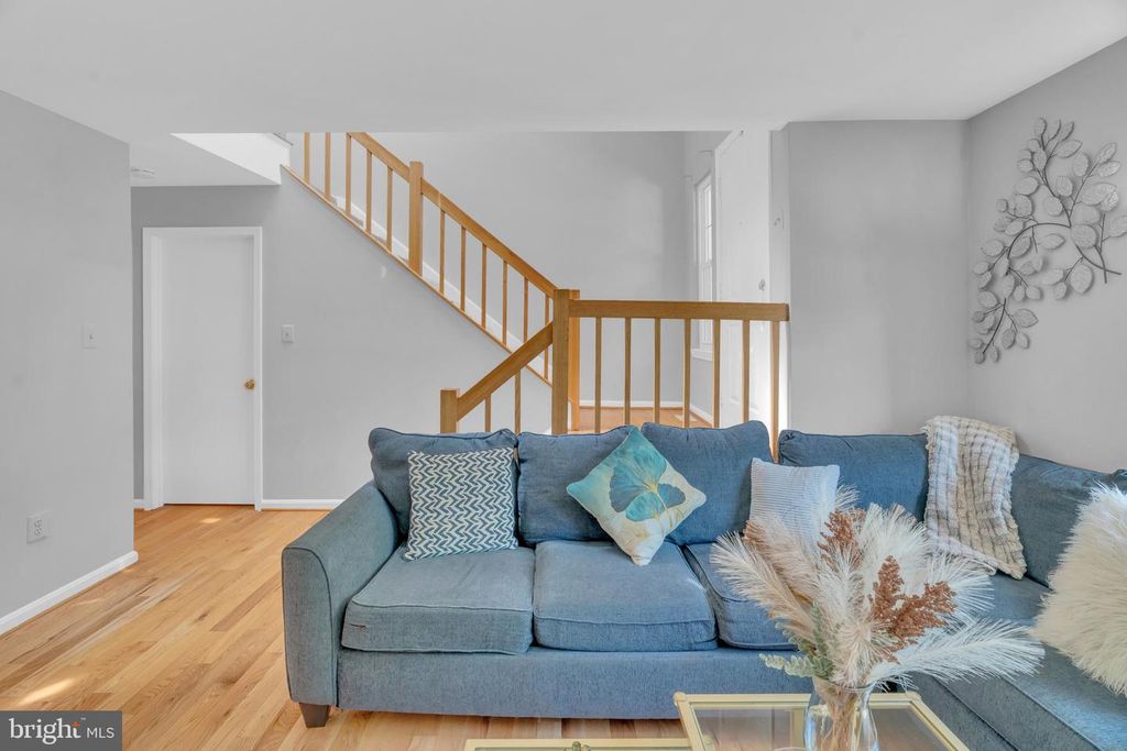 Image 21 of property listing at 1530 INGRAM TER, Silver Spring, MD 20906