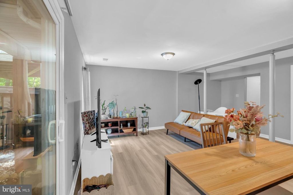 Image 49 of property listing at 1530 INGRAM TER, Silver Spring, MD 20906