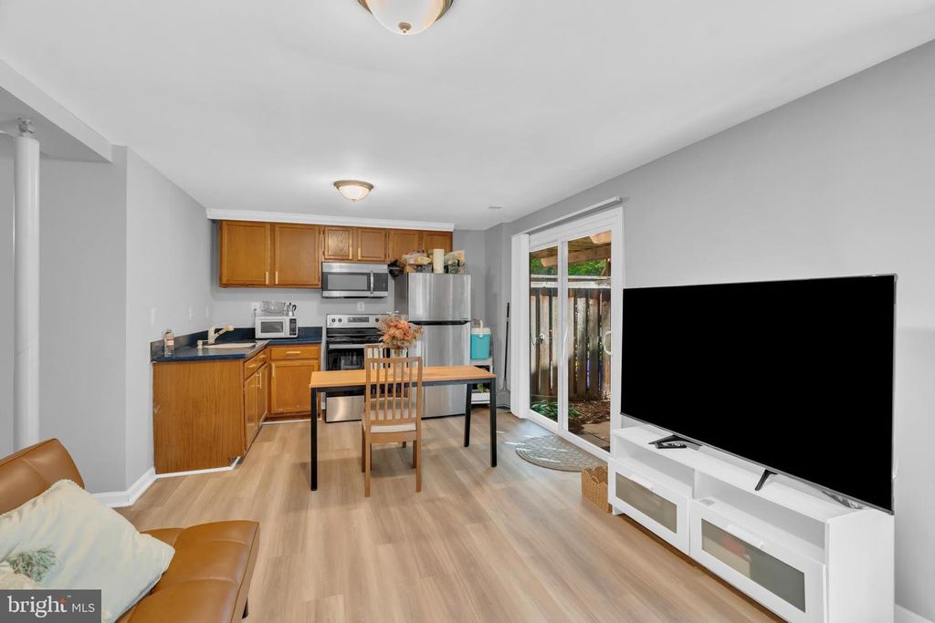 Image 53 of property listing at 1530 INGRAM TER, Silver Spring, MD 20906