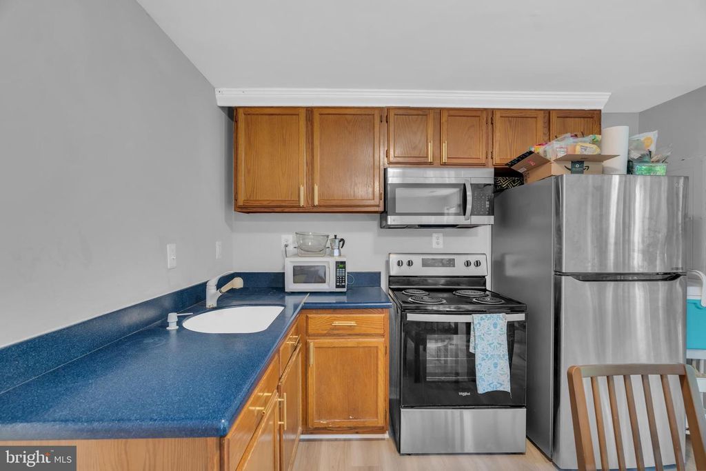 Image 54 of property listing at 1530 INGRAM TER, Silver Spring, MD 20906