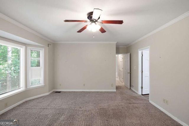 4927 Castlewood Drive SW, Lilburn, GA 30047