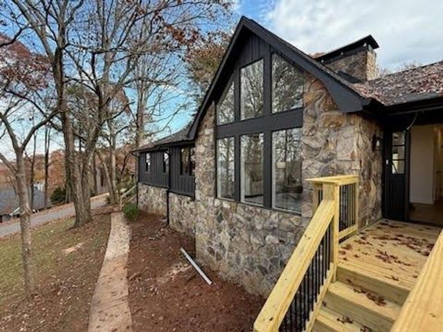 4225 Twin Rivers Drive, Gainesville, GA 30504