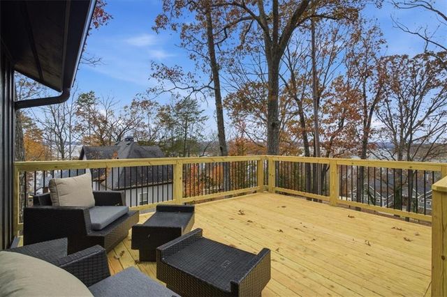 4225 Twin Rivers Drive, Gainesville, GA 30504