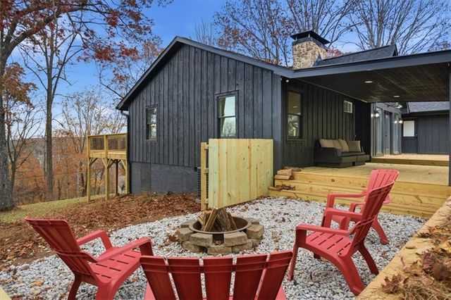 4225 Twin Rivers Drive, Gainesville, GA 30504