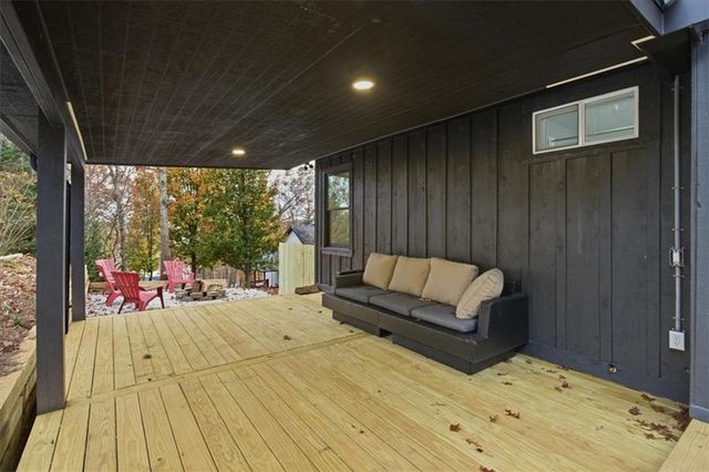 4225 Twin Rivers Drive, Gainesville, GA 30504