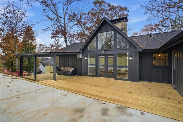 4225 Twin Rivers Drive, Gainesville, GA 30504